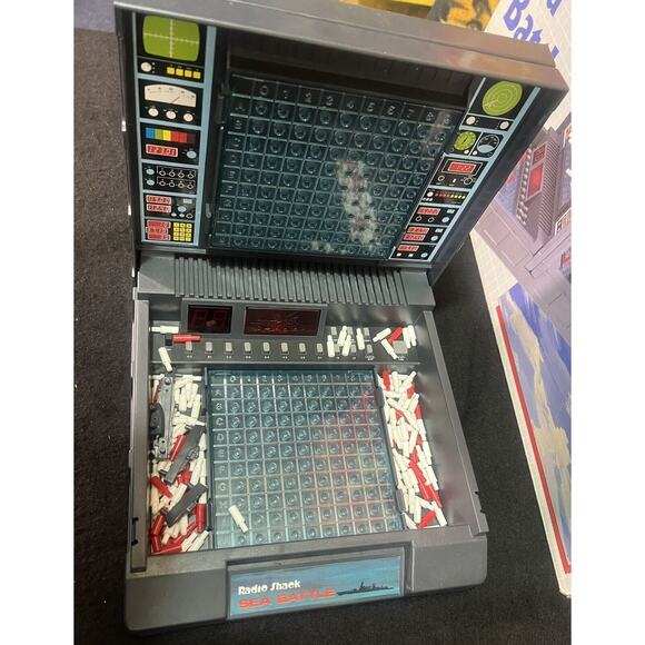 VINTAGE RADIO SHACK‎ SEA BATTLE ELECTRONIC BOARD GAME - Picture 3 of 6